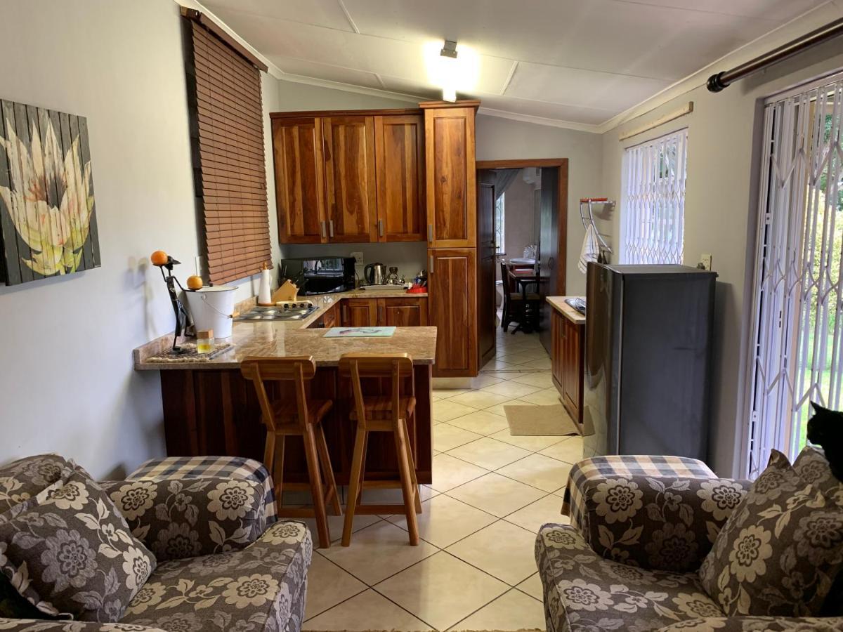 Jelani Guest House White River Esterno foto